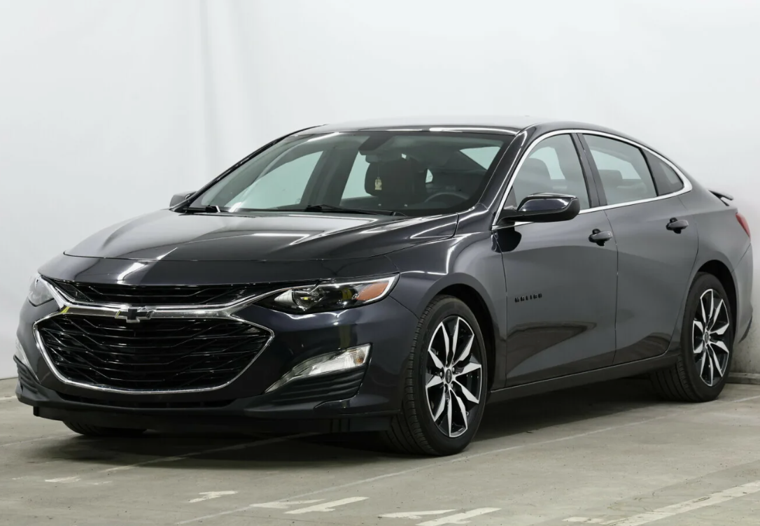 Недостатки и преимущества покупки автомобиля в кредит Недостатки и преимущества покупки автомобиля в кредит